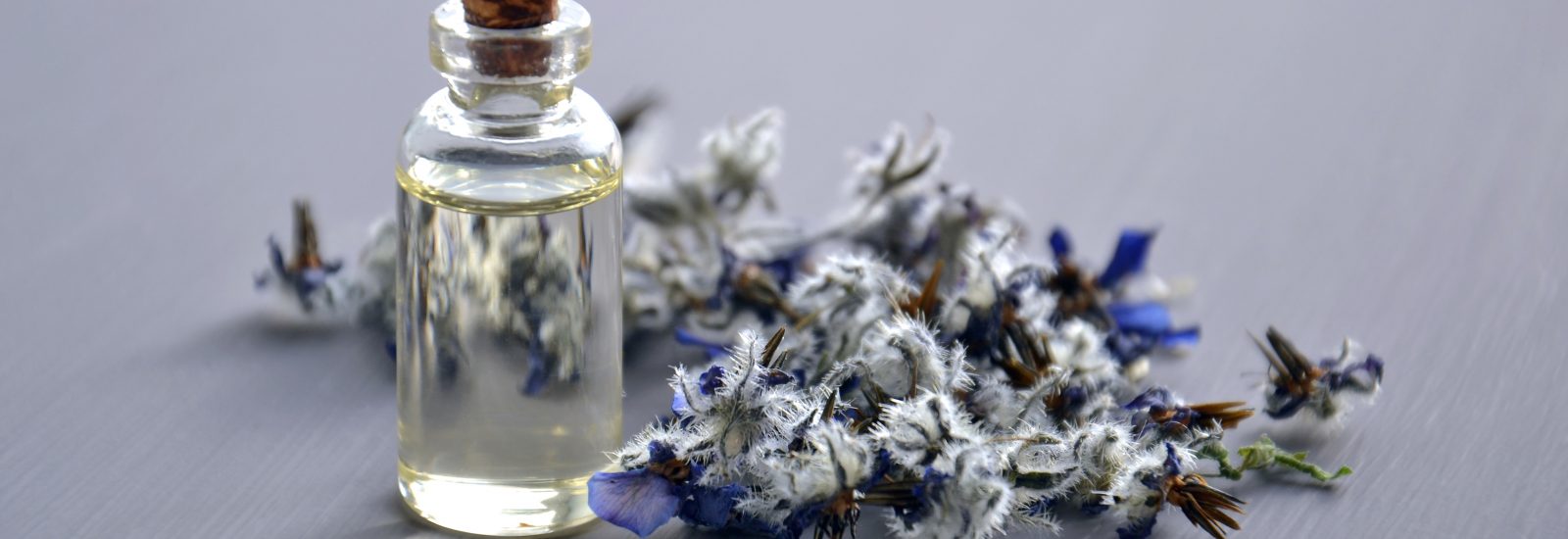 aromatherapy-aromatic-bottle-close-up-cologne-colors-1553447-pxhere.com aromatherapy-aromatic-bottle-close-up-cologne-colors-1553447-pxhere.com